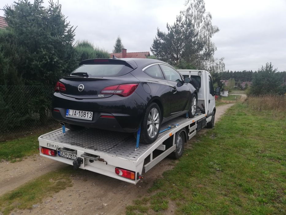 Autolaweta laweta Transport Pomoc drogowa Holowanie