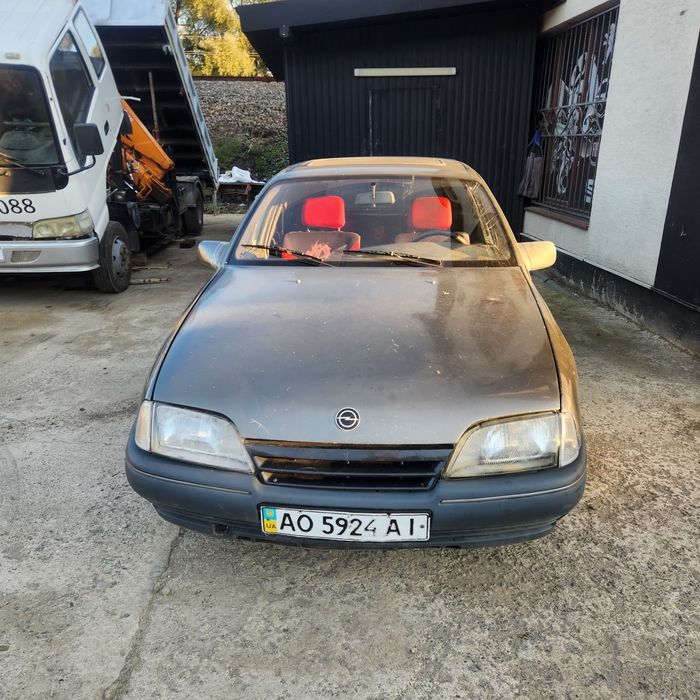 Продам на ходу опель
