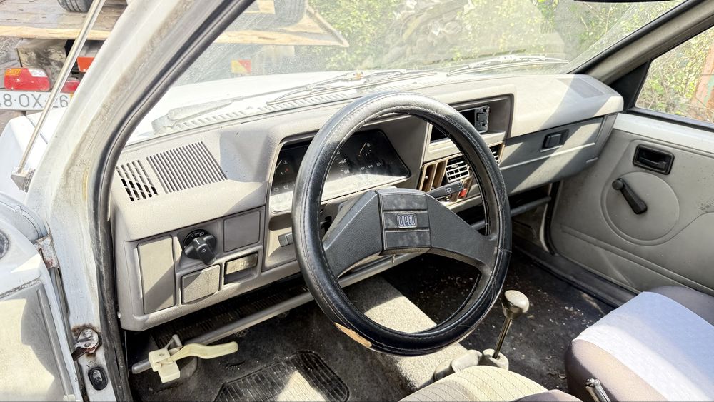 OPEL CORSA A  ANO 1989 VIATURA PARA VENDA DE PEÇAS
