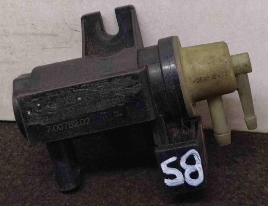 Válvula Reguladora Pressão Turbo / Válvula do Turbo A0061536628 - 13337