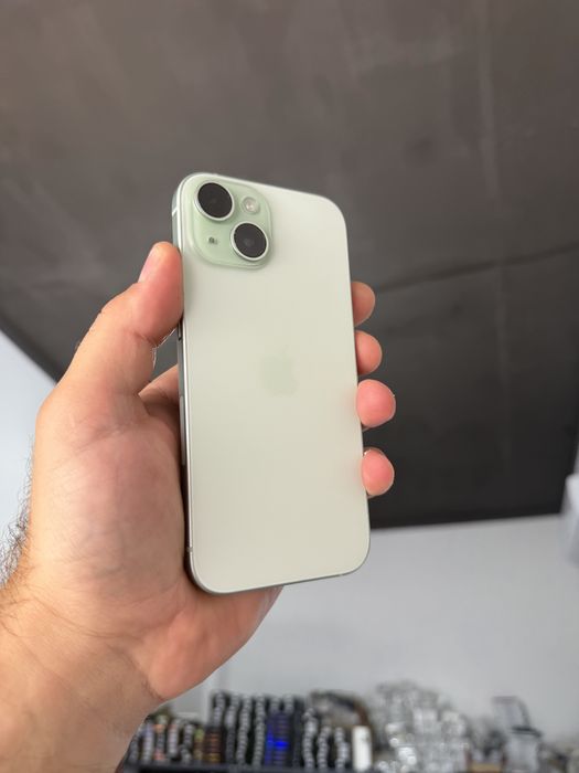 Apple Iphone 15 128  gb  айфон