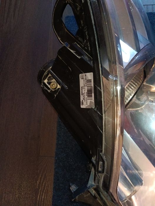 Продам фары Пежо Эксперт