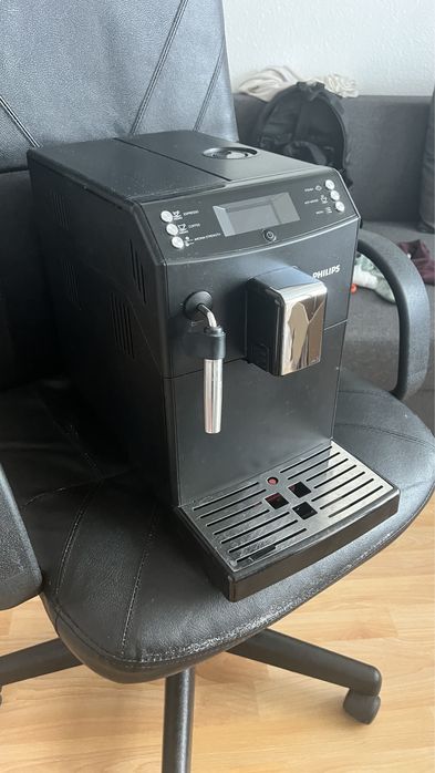 Автоматична кавомашина Philips EP3510 | В дуже гарному стані