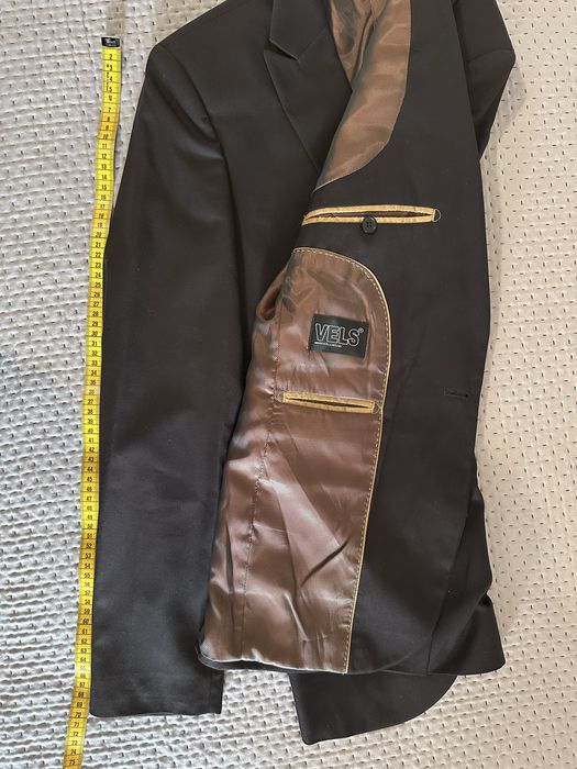 Чоловічий костюм (трійка)