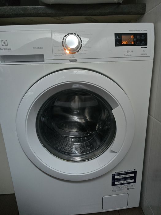 Pralka Elektrolux EWF1276GDW 7kg 1200 obr