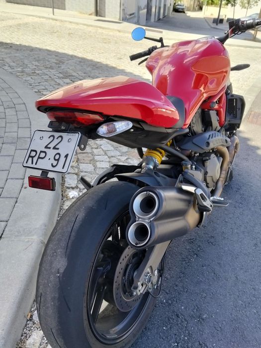 Ducati Monster 821