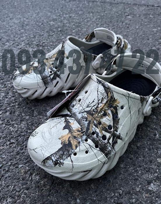 Чоловічі Крокси Сабо Crocs ECHO CLOG Realtree Bone/Black Новинка Crocs