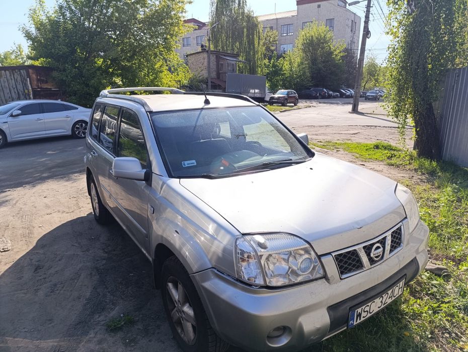 Nissan X-Trail 2004 p.в  2.2 дизель 6ти ст. Механічна кпп