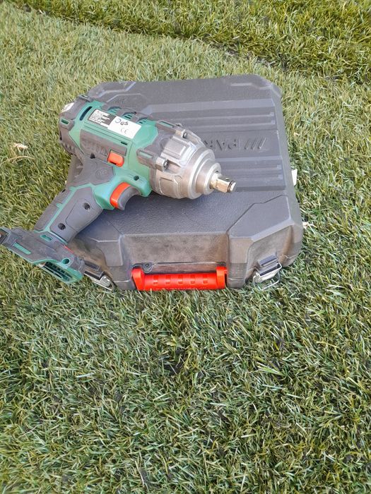 Parkise , maquina impacto