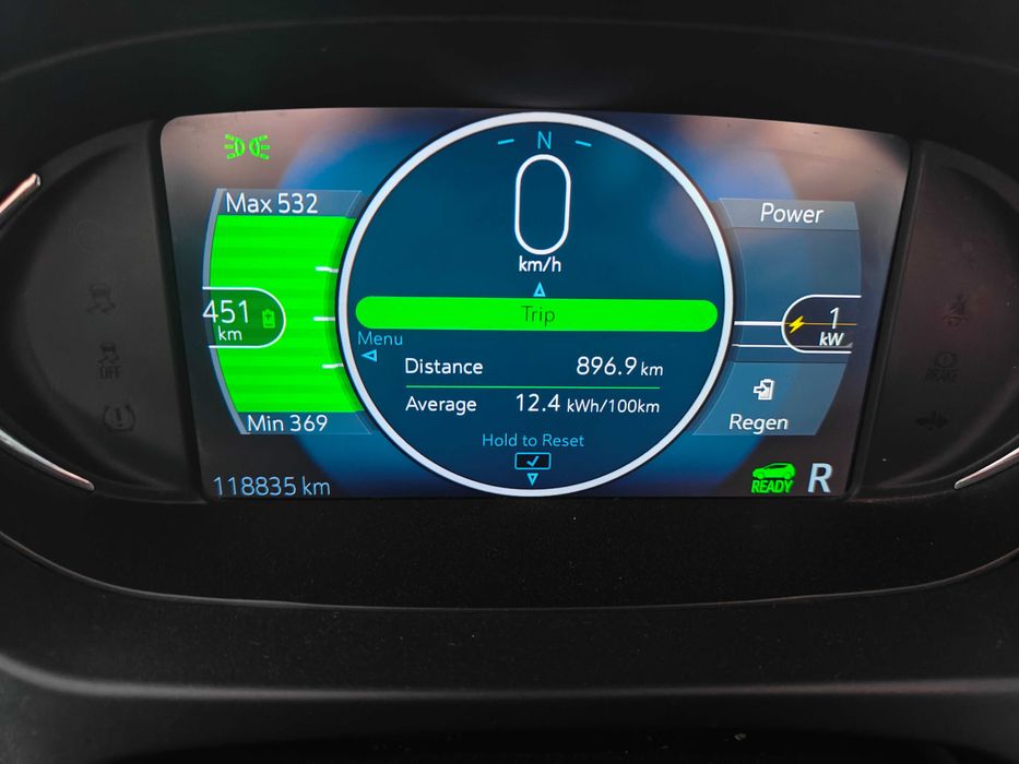 Chevrolet Bolt EV 2017 64 кВт