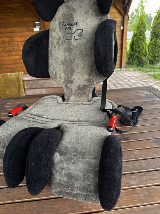 Fotelik samochody CARSEAT PRO stol 3 15–36 kg | plus plyta obrotowa