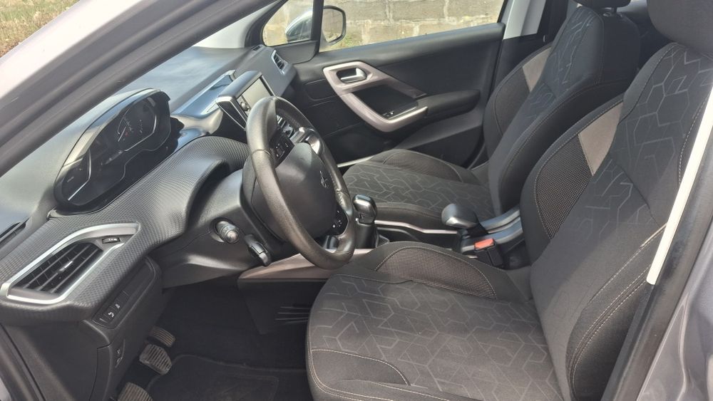 Peugeot 2008 1.2 puretech style