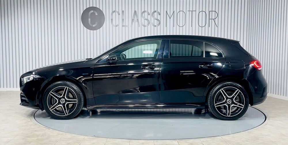 Mercedes-Benz A 250 e AMG Line
