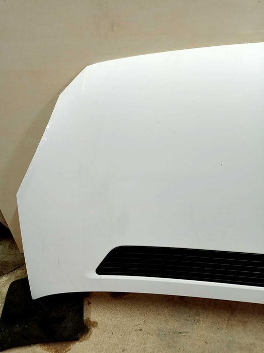 VW Volkswagen Crafter maska przód przednia oryginał biała demontaż