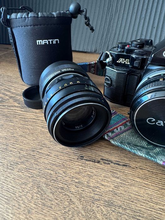 Aparat Canon A1 + obiektywy 50 f 1.8 + Helios M42