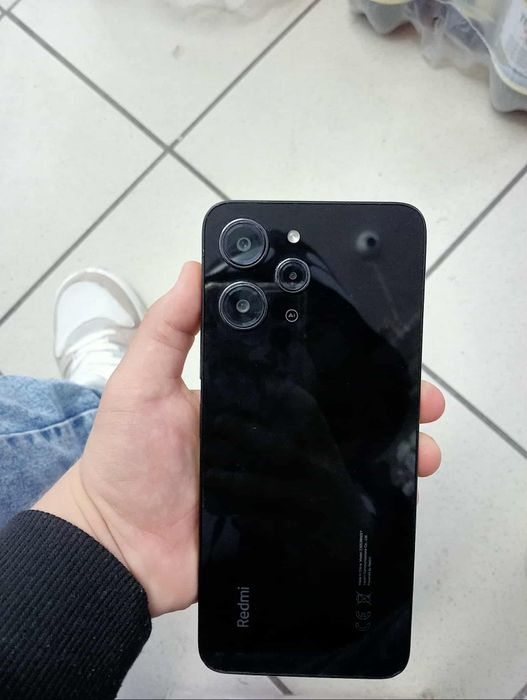 Продам телефон 128гб