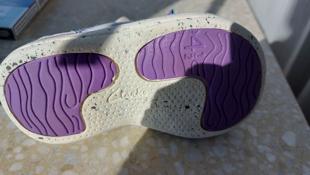 Дитячі босоніжки Clarks