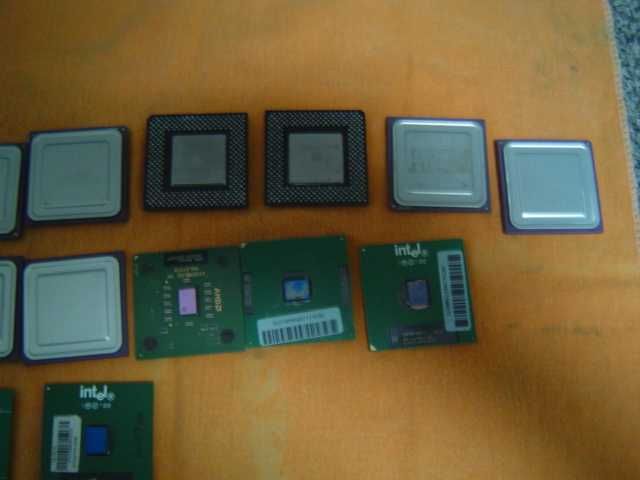 Vintage Computer Processors444708600709140481
