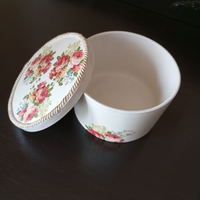 komplet-szkatułka, wazonik i świecznik hand made