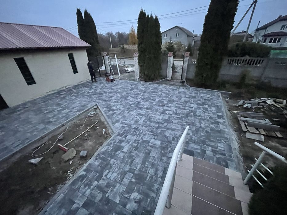 Вкладка тротуарної Плитки