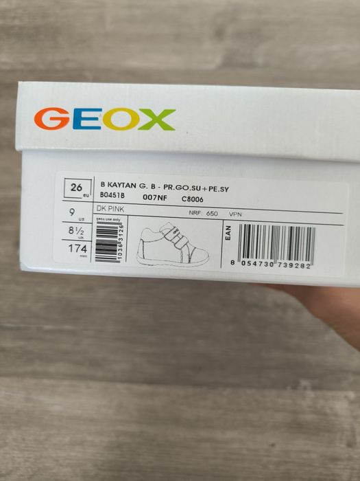 Демісезонні шкіряні черевики для дівчинки 26 розмір Geox