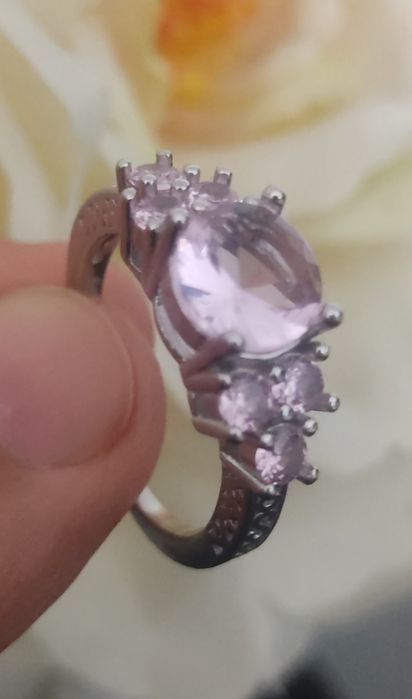 Anel Prata Zircônias Rosa