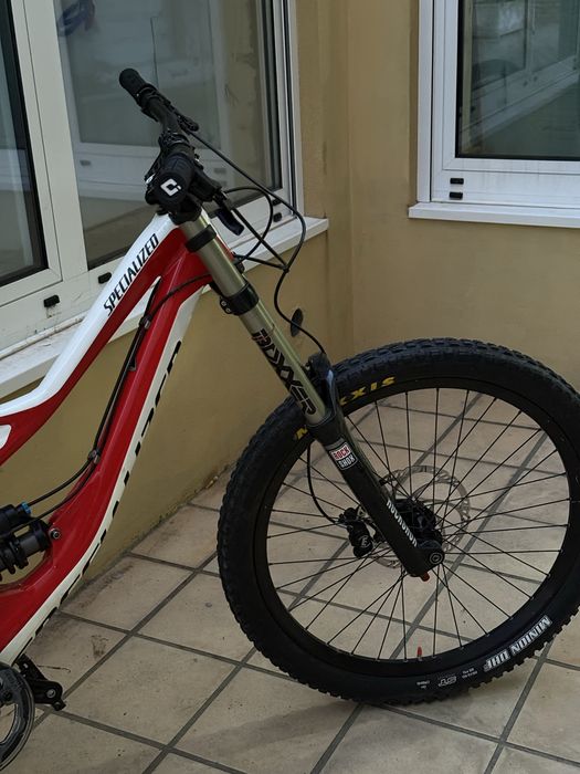 Specialized demo 8