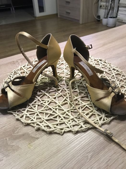 Buty do tańców latynoamerykańskich