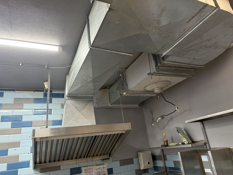 Приточно витяжна вентиляція.