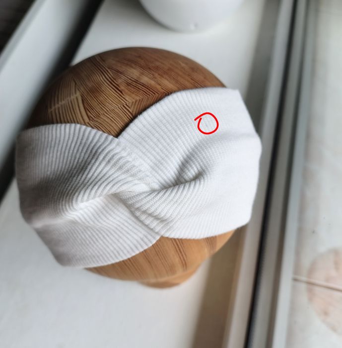 Opaska ecru przeplatana prążek prążkowana elastyczna szeroka biała wio