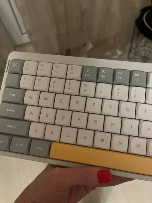 NuPhy Air75 V2 Ionic White — механічна клавіатура як нова