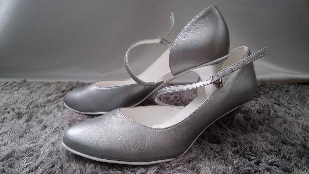 Srebrne Czółenka buty ślubne Witt nowe