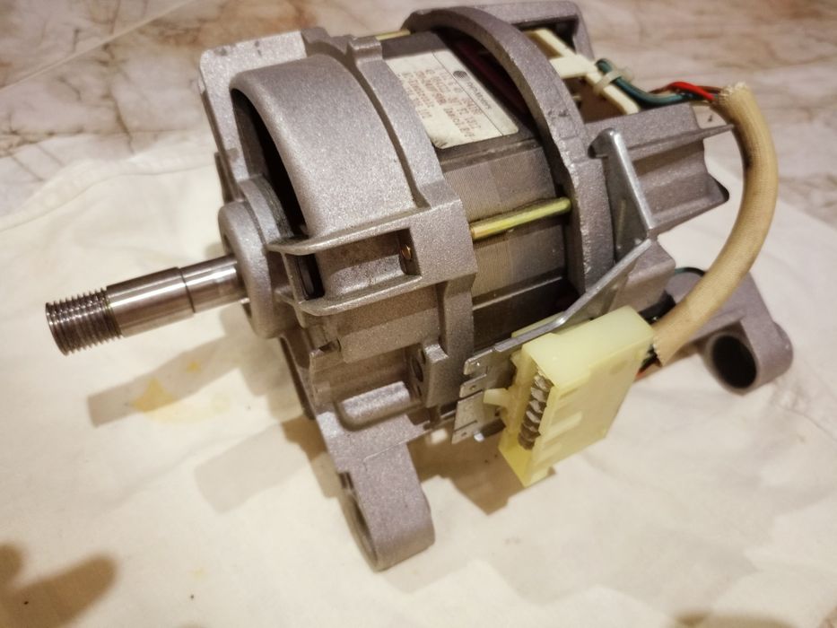 Мотор для пралки fhp motors u112 g40