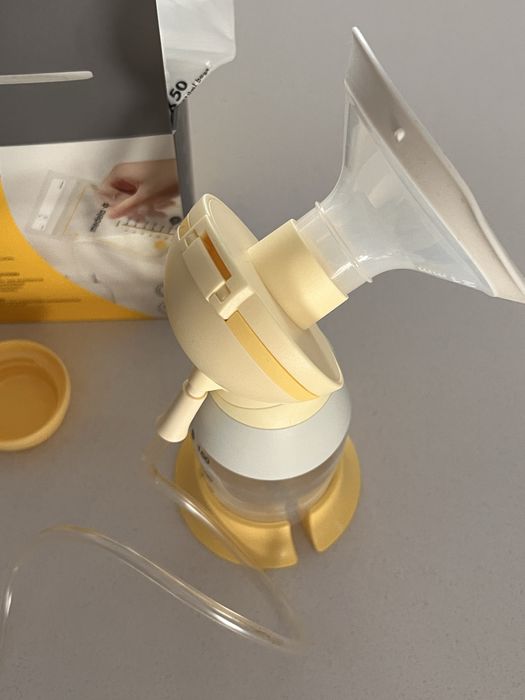 Extractor leite eléctrico individual Swing Medela