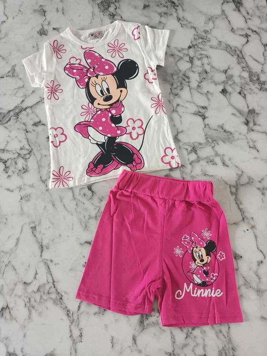 Komplet Myszka Minnie koszulka spodenki 104 110