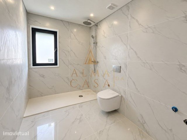 Fantástico apartamento T2 Novo