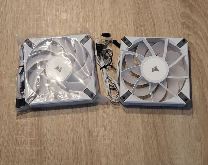 Watercooler Corsair H100i Elite Capellix XT White 240mm RGB, Como Novo