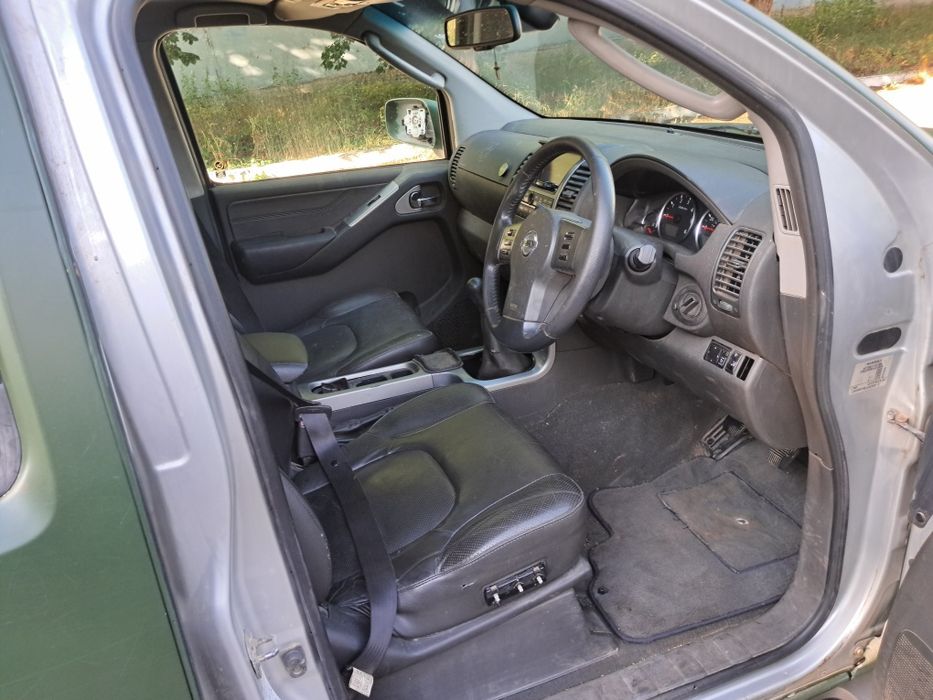 Nissan pathfinder 2.5 tdi