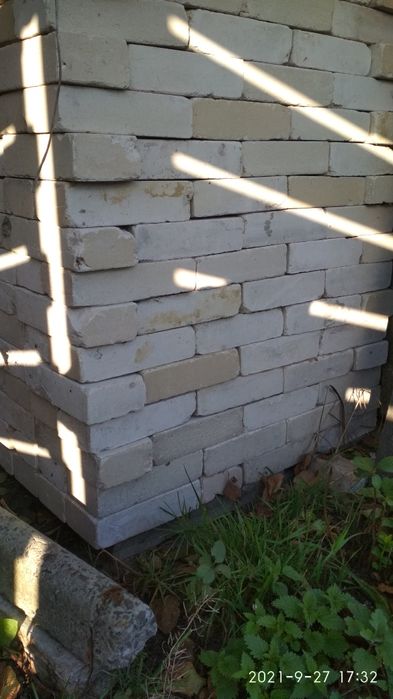 Цегла біла силікатна б/у