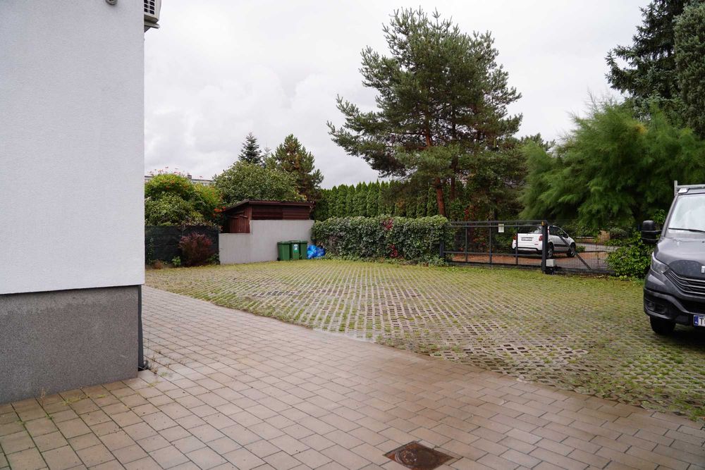 Atrakcyjny lokal do wynajęcia - 40m2 przy ul. Waryńskiego 18A w O-CU