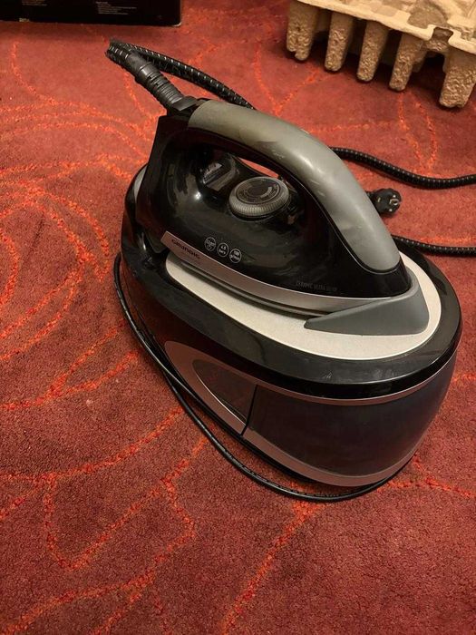 Праска з парогенератором Grundig SIS 7040: 3 200 грн. - Утюги