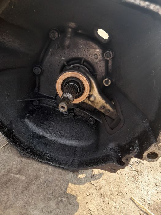 Продам коробку ваз 2105 4 ступка