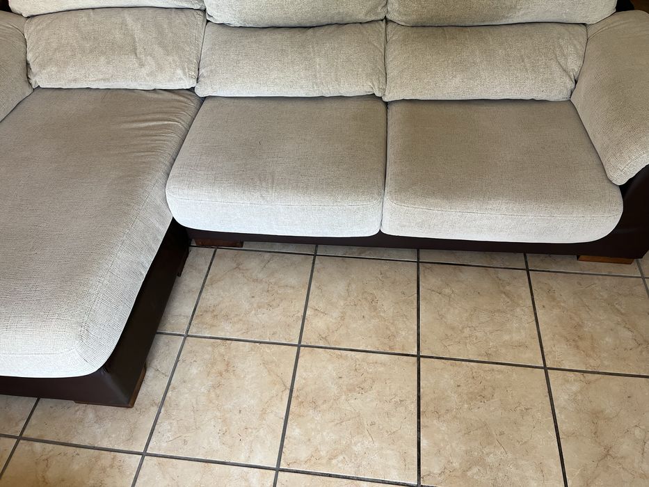 Sofa chaise long 4 lugares