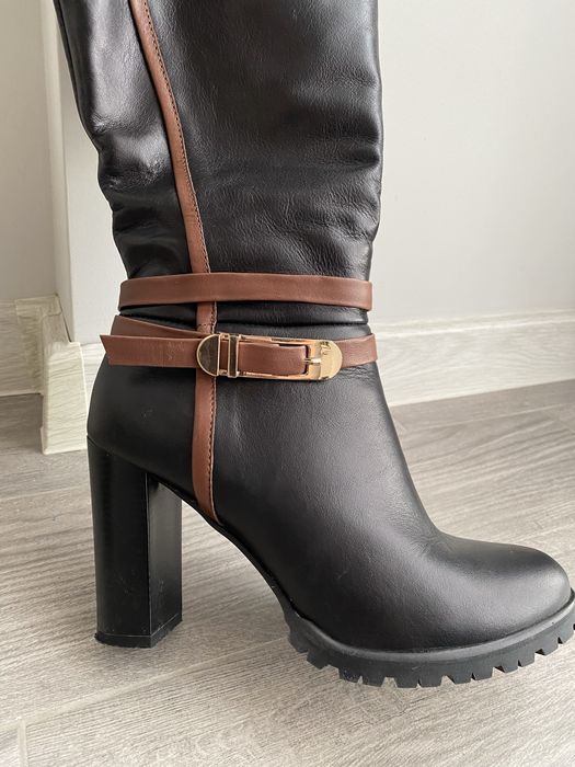 Жіночі зимові чоботи.Шкіра