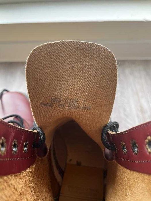 Черевики жіночі dr. martens cherry red