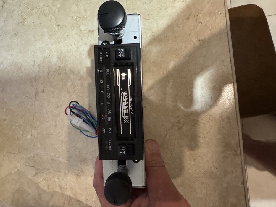 Автомагнітола в машину