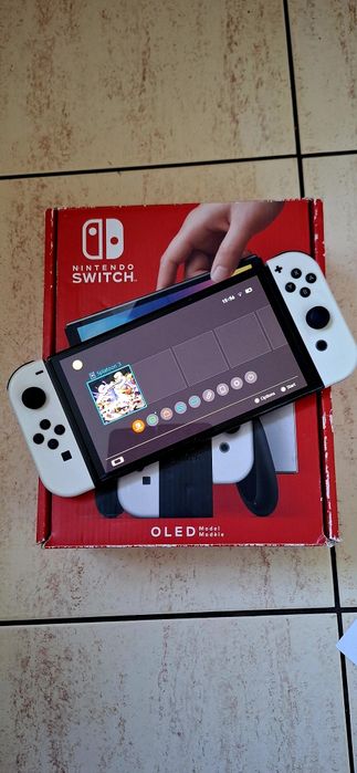Nintendo Switch OLED + microSD 256GB + Splatoon 3