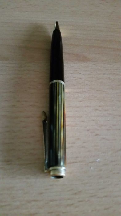 pelikan ołówek  brązowy