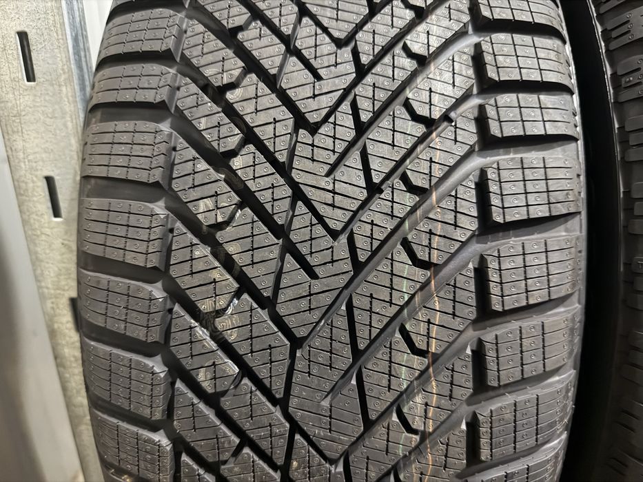235/50 r 18 Pirelli 4шт.