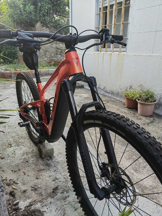 Bicicleta Giant Stance e+